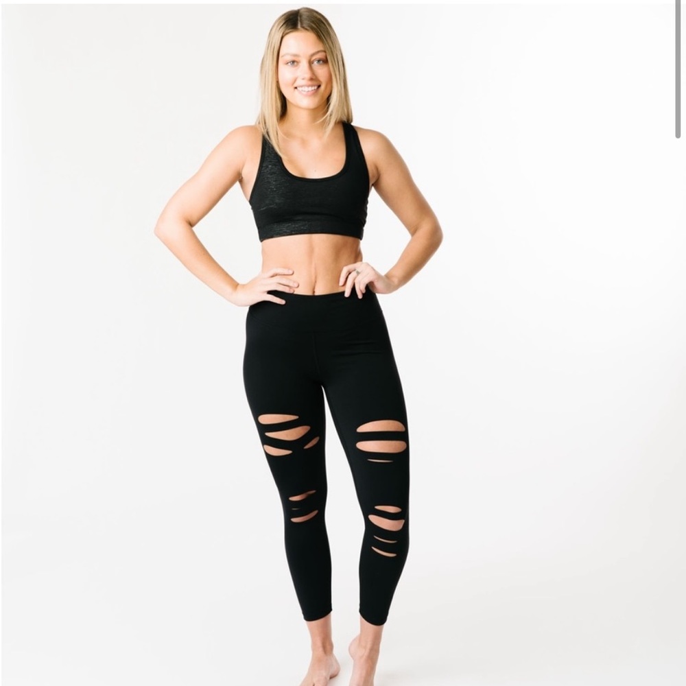 ZYIA Black Slash Luxe Hi-rise 7/8 Leggings NWT